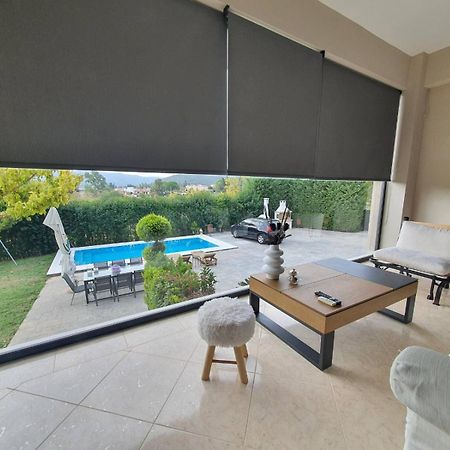 Villa Constangie Марафон Экстерьер фото